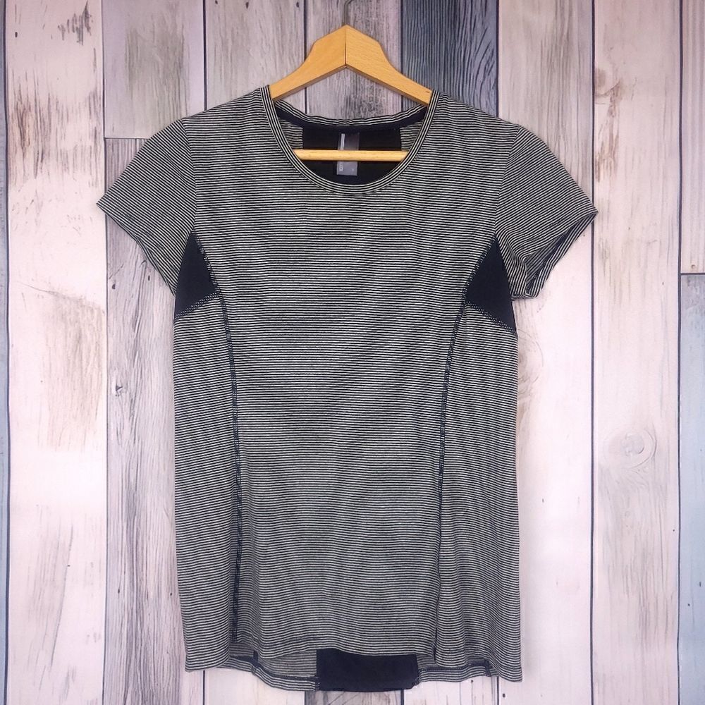 Mondetta Black Gray Striped Short Sleeve T-shirt Size Small
